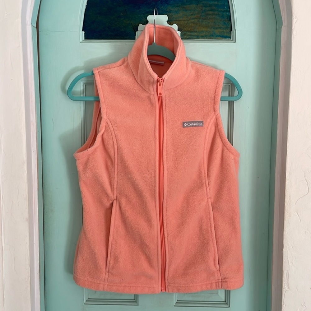 Women’s Colombia Fleece Vest, Peach, size small
